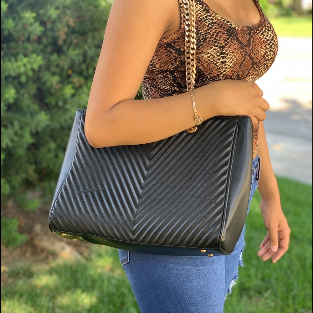 Black tote bag